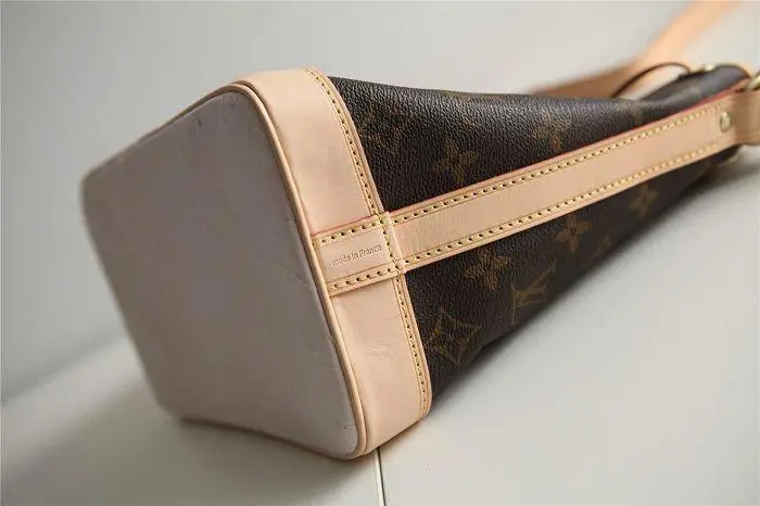 2015 monogram canvas noe bb m40817 2 2015 monogram canvas noe bb m40817 2