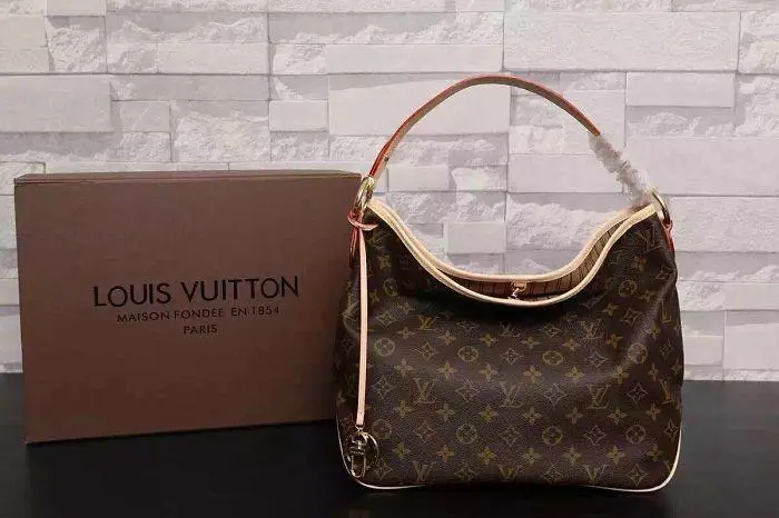 2015 monogram delightful pm beige m50154 2 2015 monogram delightful pm beige m50154 2