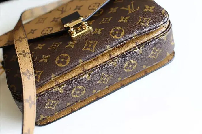 2016 premium monogram canvas pochette metis handbag m41465 6 2016 premium monogram canvas pochette metis handbag m41465 6