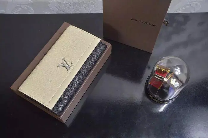 2016 premium soft leather lockme ii wallet 2 colors m62328 4