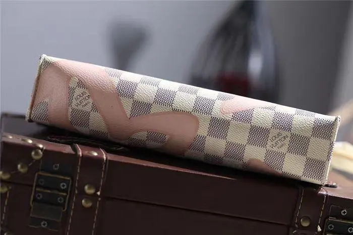 2017 premium damier azur toiletry pouch n41049 5