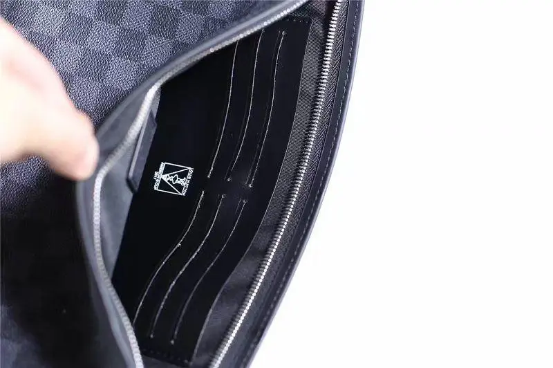 2017 premium damier cobalt pochette voyage mm n64023 5 2017 premium damier cobalt pochette voyage mm n64023 5