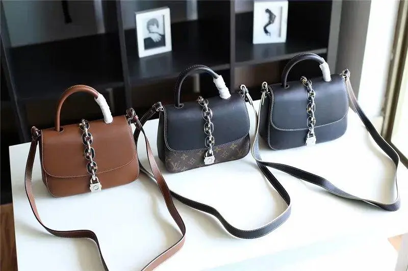 2017 premium monogram canvas chain it bag pm m44115 2 2017 premium monogram canvas chain it bag pm m44115 2