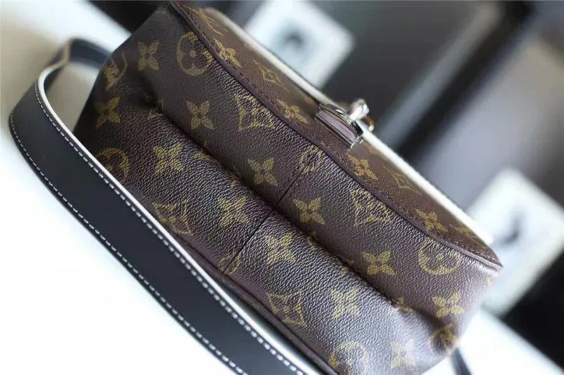 2017 premium monogram canvas chain it bag pm m44115 5 2017 premium monogram canvas chain it bag pm m44115 5