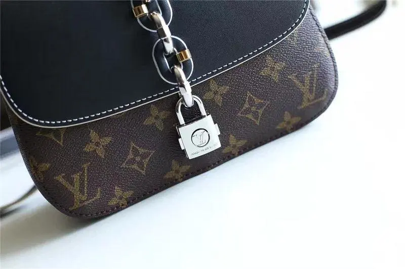 2017 premium monogram canvas chain it bag pm m44115 6 2017 premium monogram canvas chain it bag pm m44115 6