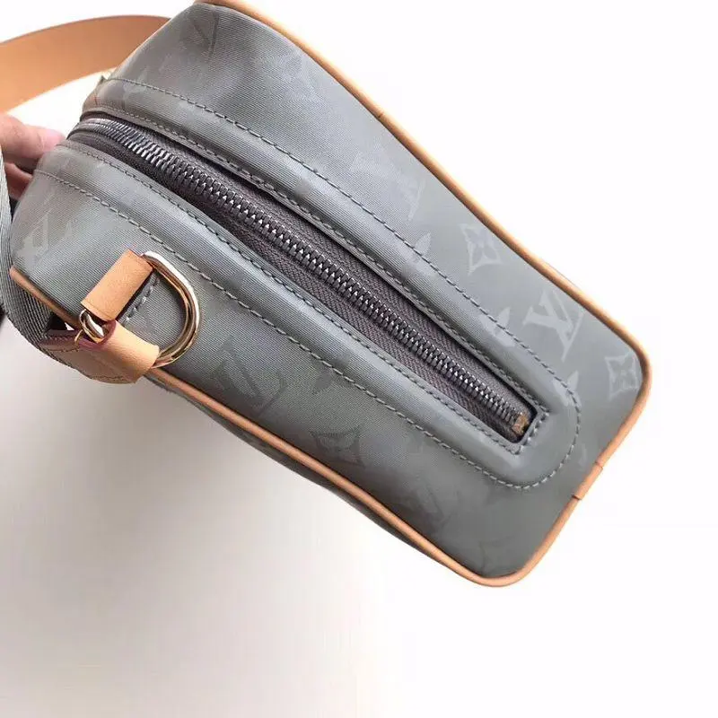 2018 men camera bag monogram titanium m43884 4 2018 men camera bag monogram titanium m43884 4