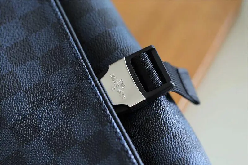 2018 men house damier cobalt matchpoint messenger bag n40010 5 2018 men house damier cobalt matchpoint messenger bag n40010 5