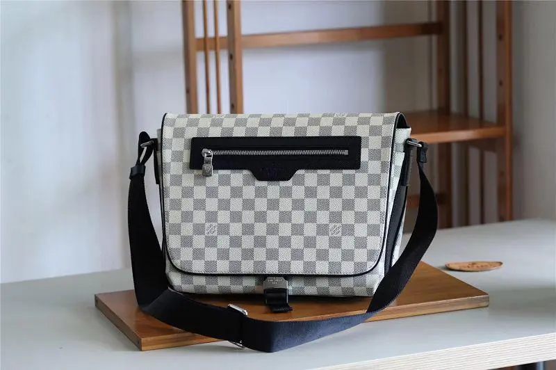 2018 men house damier cobalt matchpoint messenger bag n40019 1