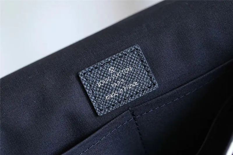 2018 men house damier cobalt matchpoint messenger bag n40019 2 2018 men house damier cobalt matchpoint messenger bag n40019 2