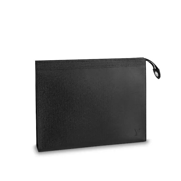 2018 men pochette voyage gm taiga leather m30043 1 2018 men pochette voyage gm taiga leather m30043 1