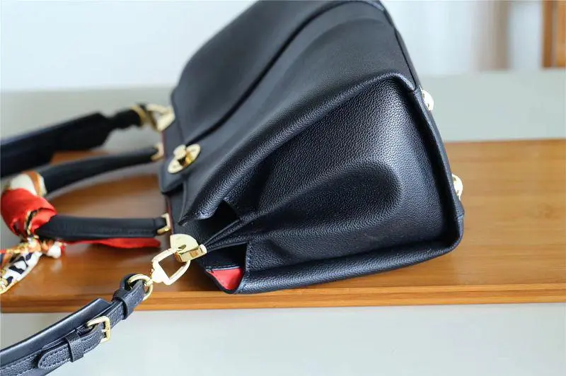 2018 premium leather astrid handbag black m54376 5 2018 premium leather astrid handbag black m54376 5