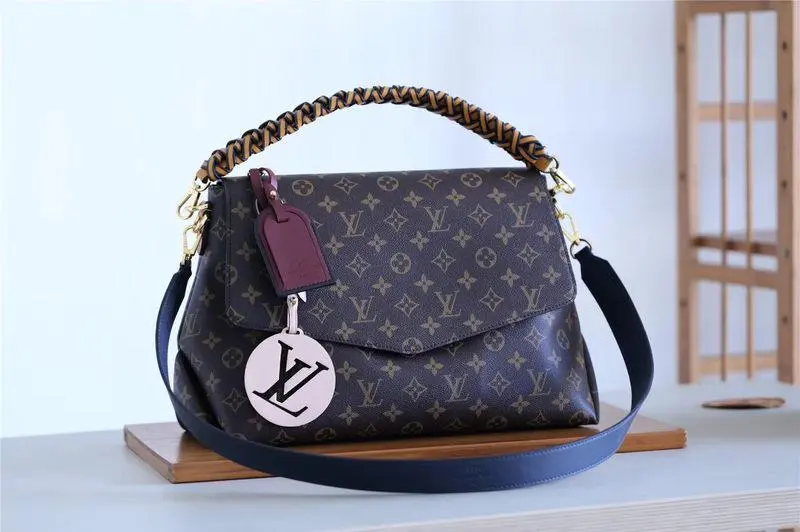 2018 premium monogram beaubourg mm m43953 3 2018 premium monogram beaubourg mm m43953 3