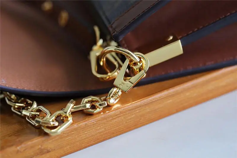 2018 premium monogram canvas pochette metis bag m43599 2