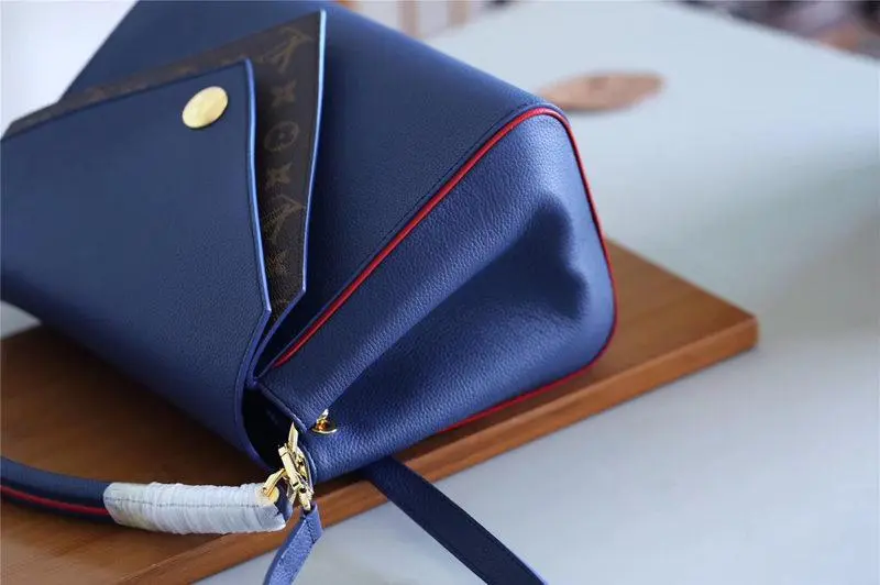 2018 premium monogram double v bag m55022 hlm54437 5