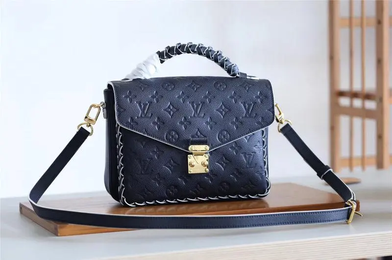 2018 premium monogram empreinte pochette metis m43942 3 2018 premium monogram empreinte pochette metis m43942 3