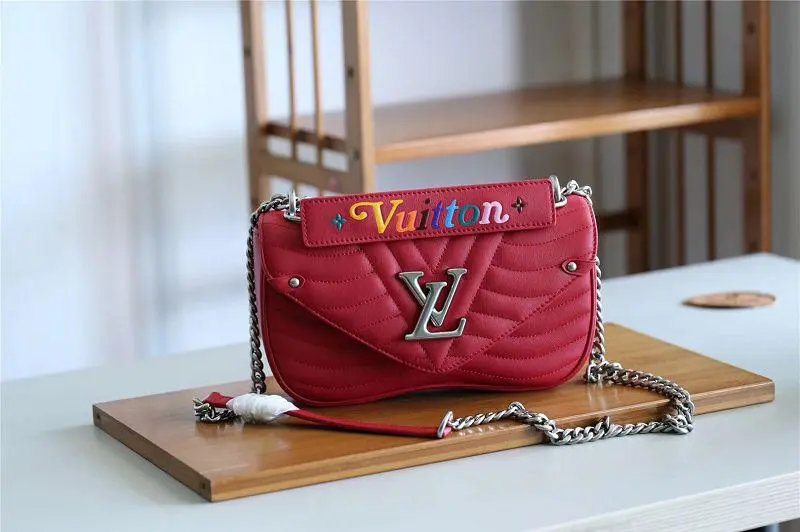 2018 premium new wave chain bag mm scarlet red ecarlate m51943 1