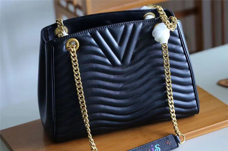 2018 premium new wave chain tote deep black noir m51496 3 2018 premium new wave chain tote deep black noir m51496 3
