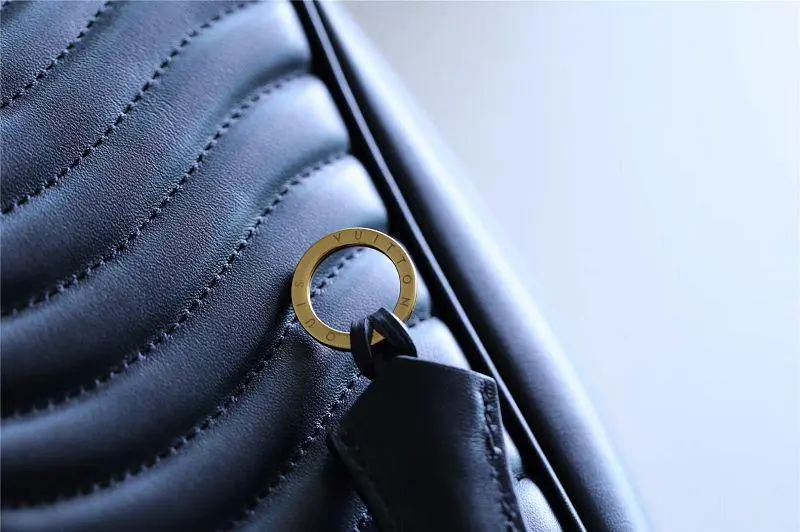 2018 premium new wave chain tote deep black noir m51496 8 2018 premium new wave chain tote deep black noir m51496 8