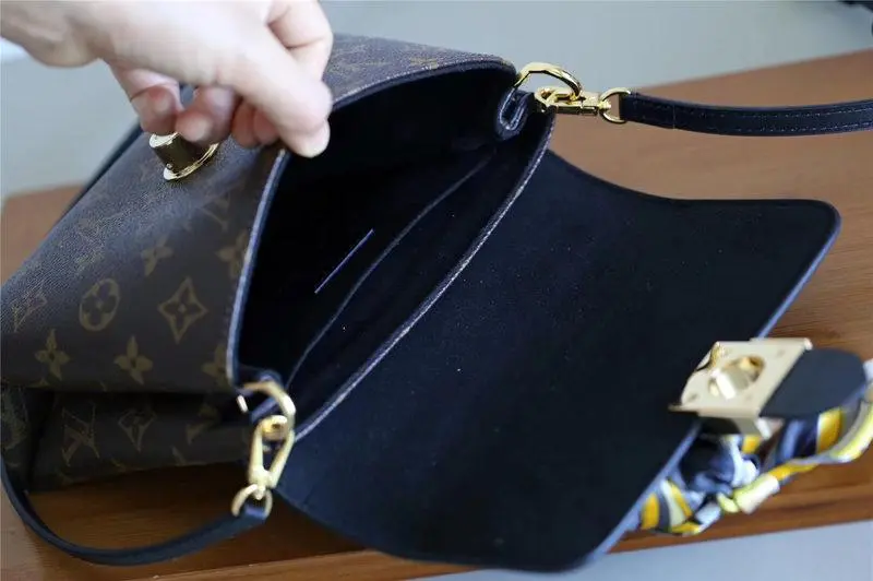 2018 premium one handle flap bag m43129 9