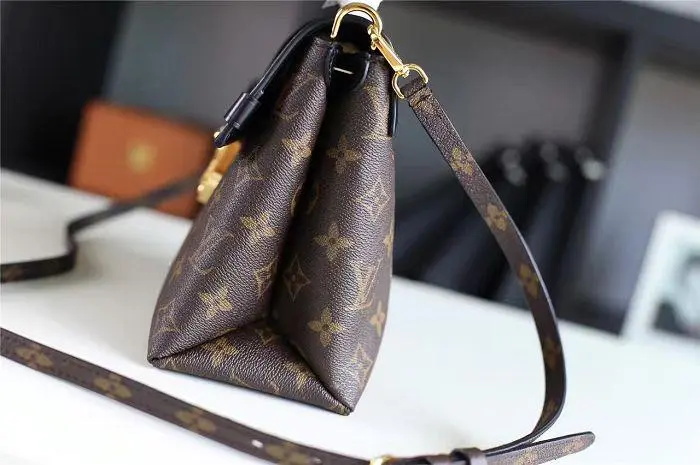 2018 premium one handle flap bag mm m43125 6