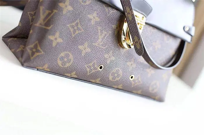 2018 premium one handle flap bag mm m43125 7