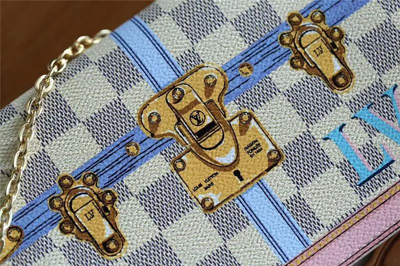 2018 premium resort damier azur pochette weekend clutch n60108 4