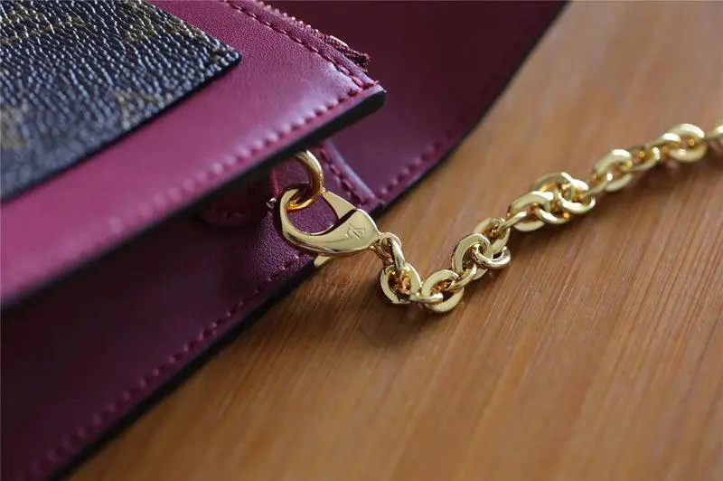 2019 cruise flore chain wallet lie de vin m67404 2