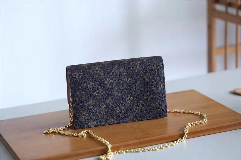 2019 cruise flore chain wallet magnolia m67405 4