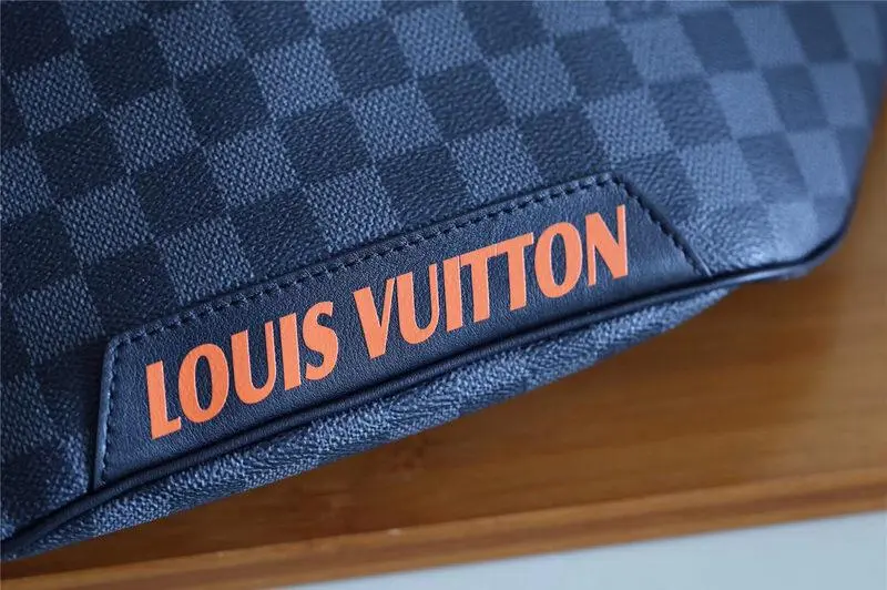2019 damier cobalt bumbag n44445 4