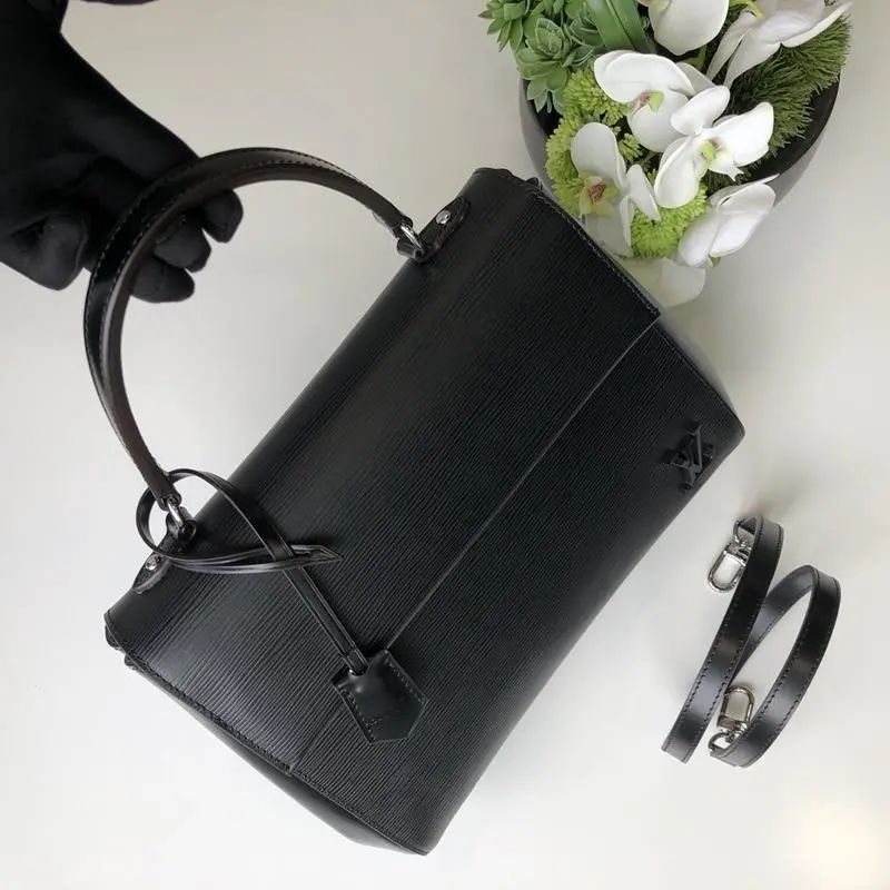 2019 epi inspires nicolas ghesquiere cluny mm noir m41302 5 2019 epi inspires nicolas ghesquiere cluny mm noir m41302 5