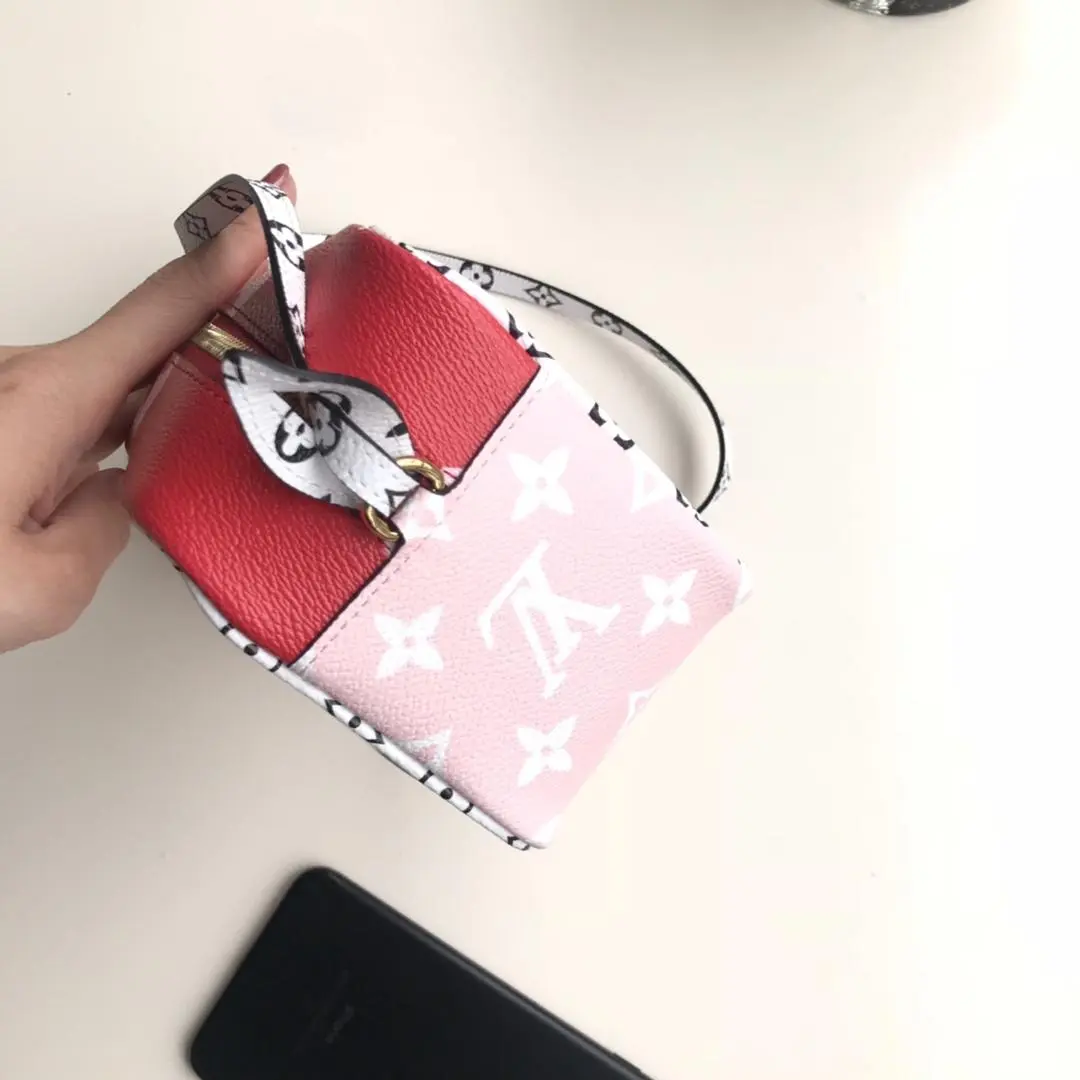 2019 giant mini monogram canvas beach pouch red m67601 7