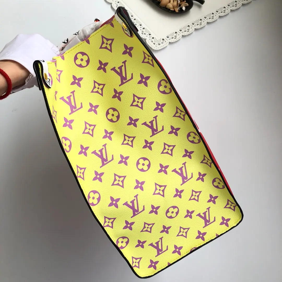 2019 giant mini monogram canvas onthego tote bag rouge m44569 6 2019 giant mini monogram canvas onthego tote bag rouge m44569 6