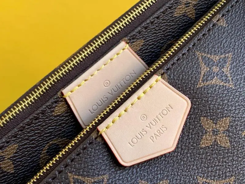 2019 monogram canvas multi pochette accessoires rose clair m44840 7 2019 monogram canvas multi pochette accessoires rose clair m44840 7