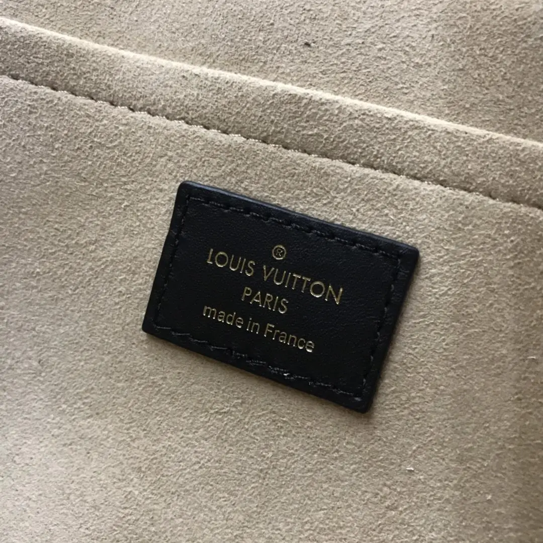 2019 monogram canvas on my side pirate red m53824 9