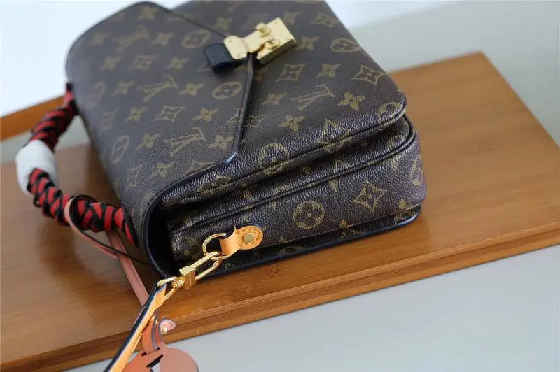 2019 monogram canvas pochette metis m43984 5 2019 monogram canvas pochette metis m43984 5