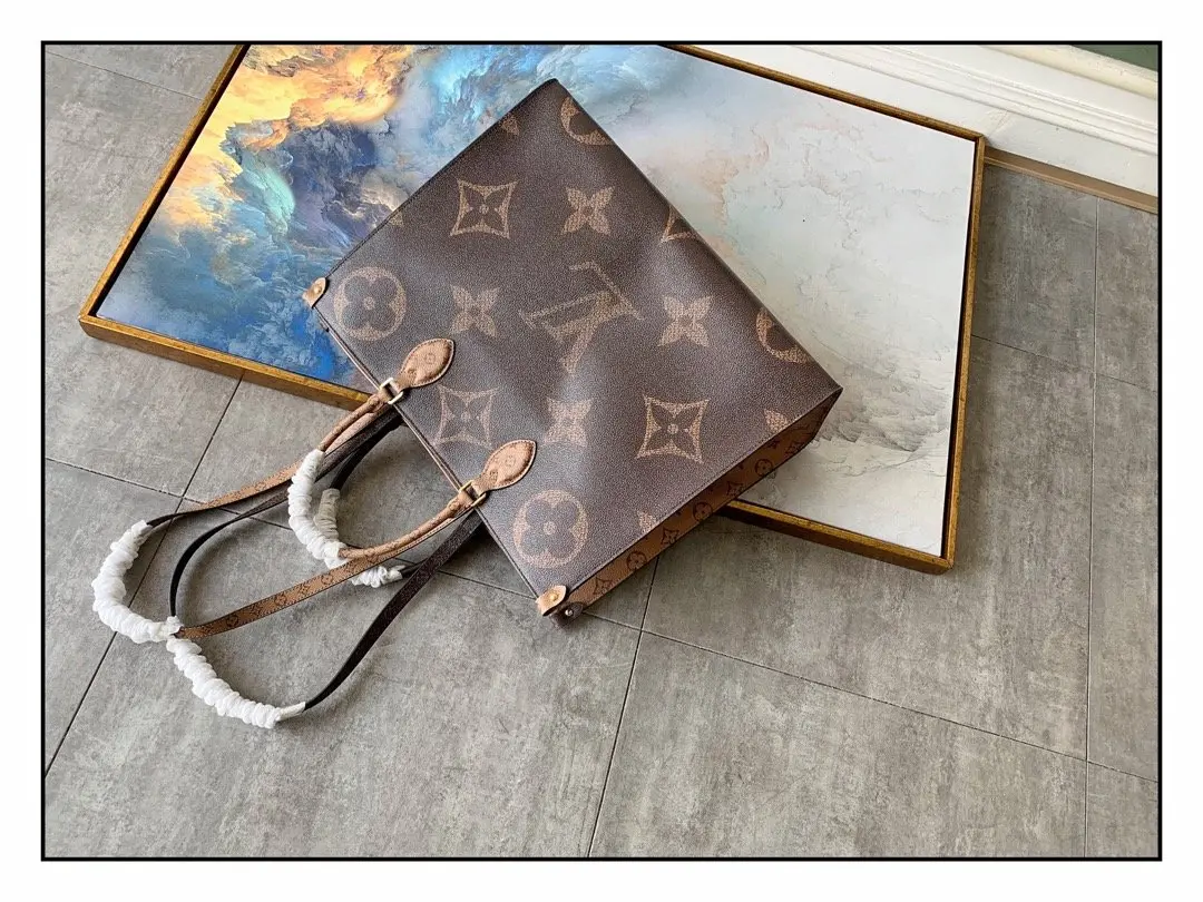 2019 monogram giant onthego tote bag m44576 2