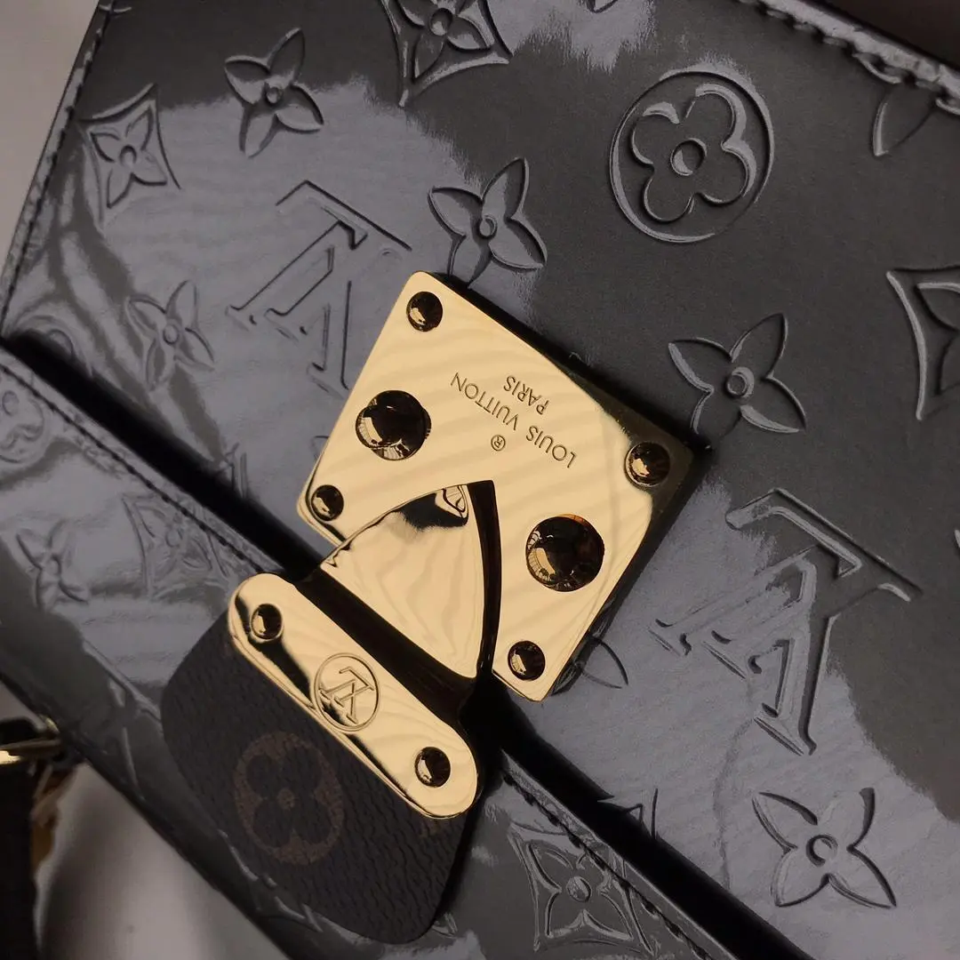 2019 monogram vernis spring street 9zb m90376 7