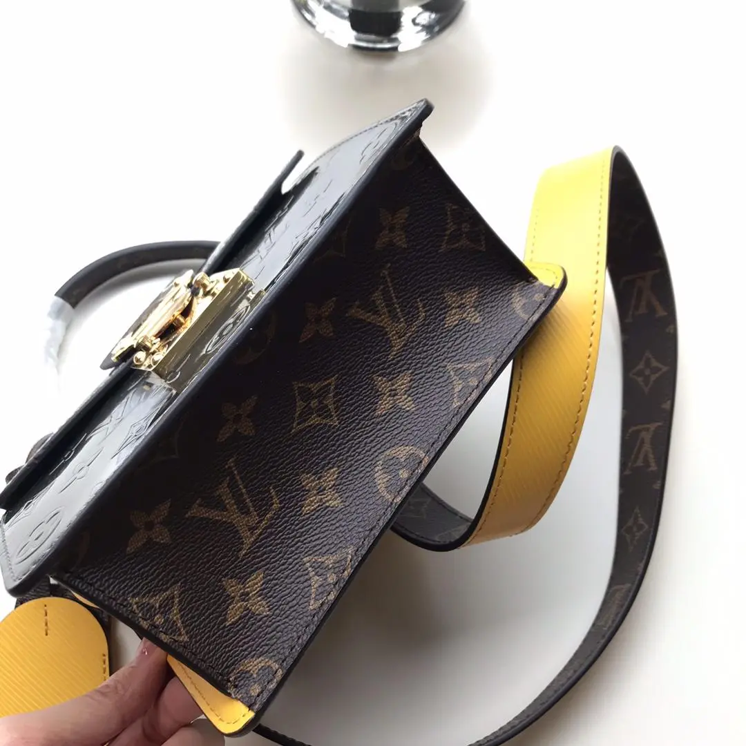 2019 monogram vernis spring street 9zb m90376 8