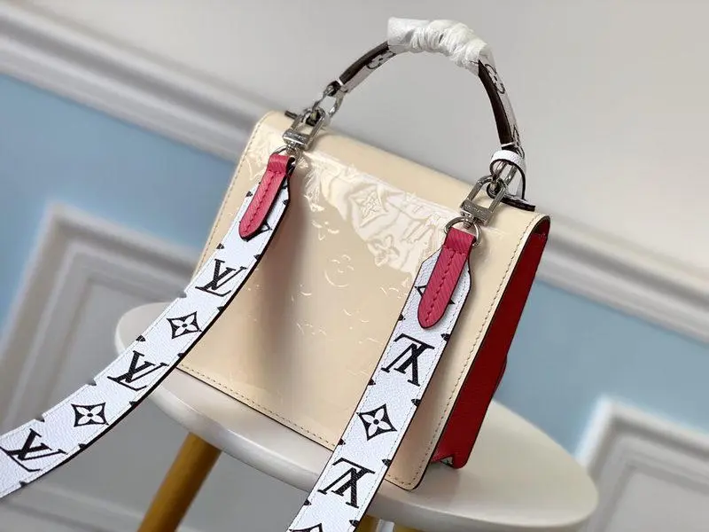 2019 monogram vernis spring street cream m90454 5