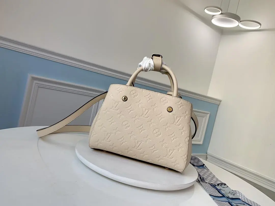 2019 montaigne bb creme m44607 3