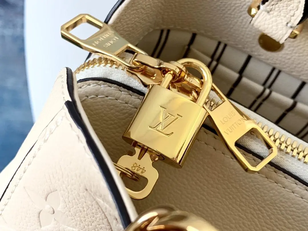 2019 montaigne bb creme m44607 9