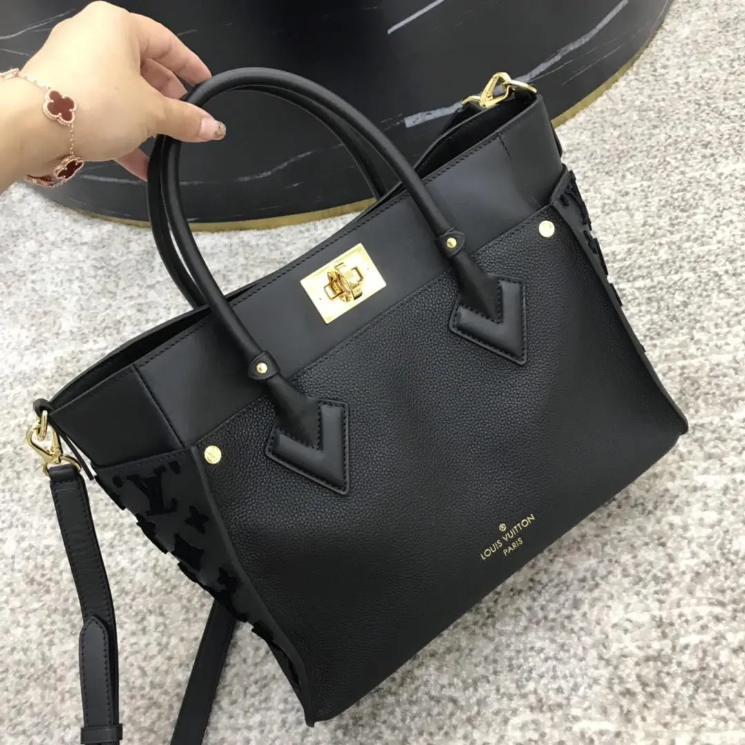 2019 nappa softy on my side black m53826 4