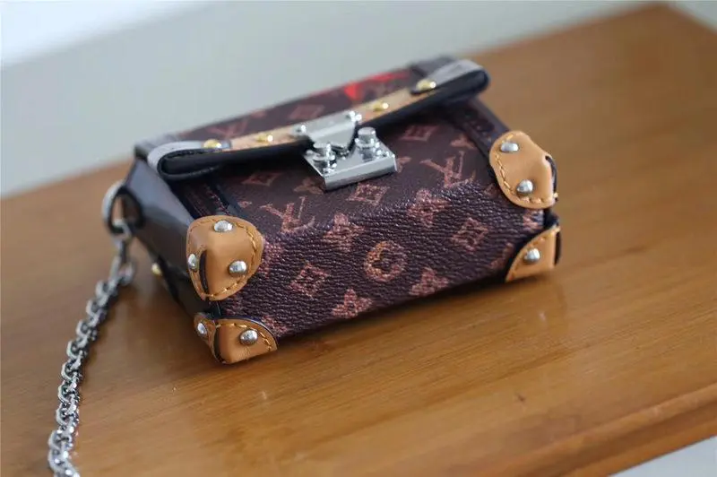 2019 premium monogram canvas essential trunk m63779 hlm52226 5 2019 premium monogram canvas essential trunk m63779 hlm52226 5