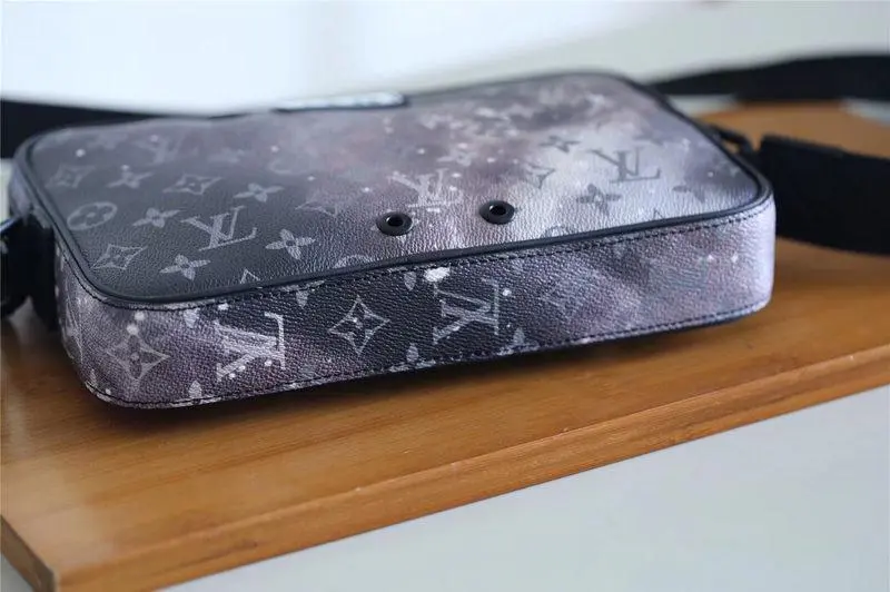2019 spring men monogram galaxy alpha messenger bag m44165 5