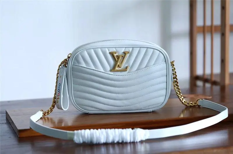 2019 spring summer new wave camera bag snow white m53863 5 2019 spring summer new wave camera bag snow white m53863 5