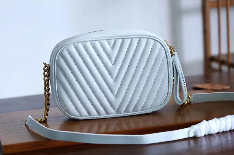 2019 spring summer new wave camera bag snow white m53863 6 2019 spring summer new wave camera bag snow white m53863 6