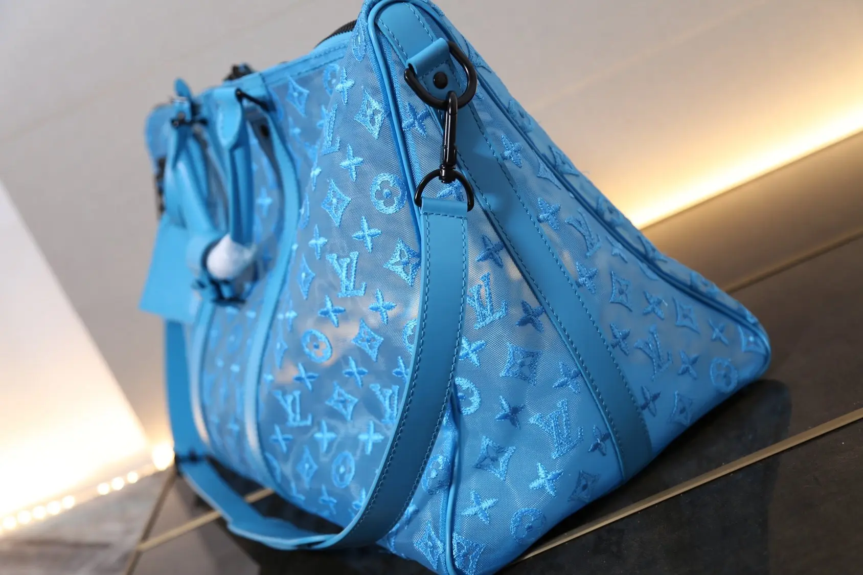 2019 virgil abloh keepall bandouliere 50 m53972 3 2019 virgil abloh keepall bandouliere 50 m53972 3