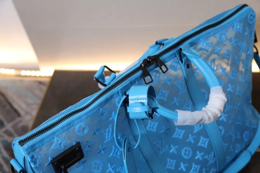 2019 virgil abloh keepall bandouliere 50 m53972 4 2019 virgil abloh keepall bandouliere 50 m53972 4