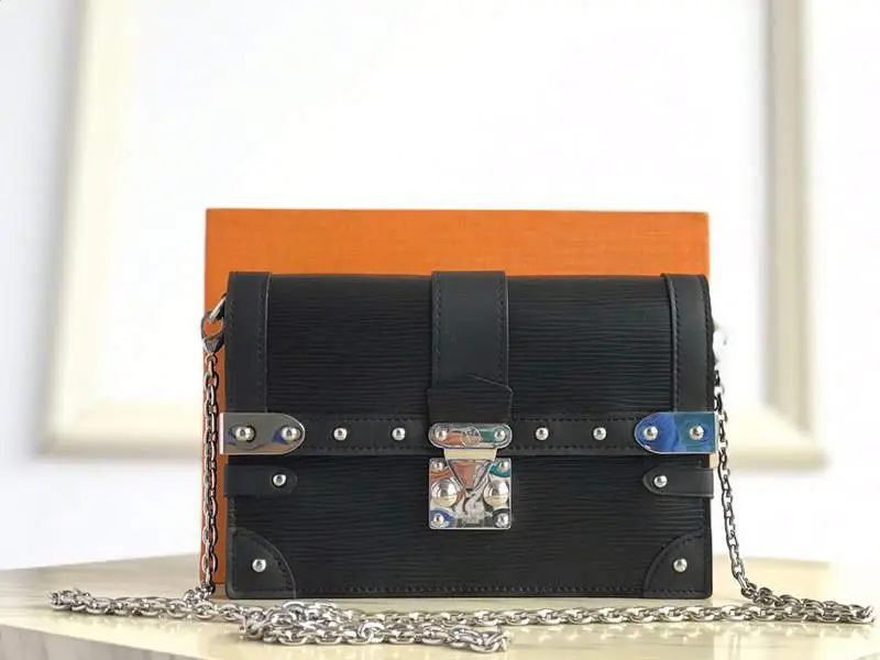 2020 epi cowhide trunk chain wallet black m67507 4