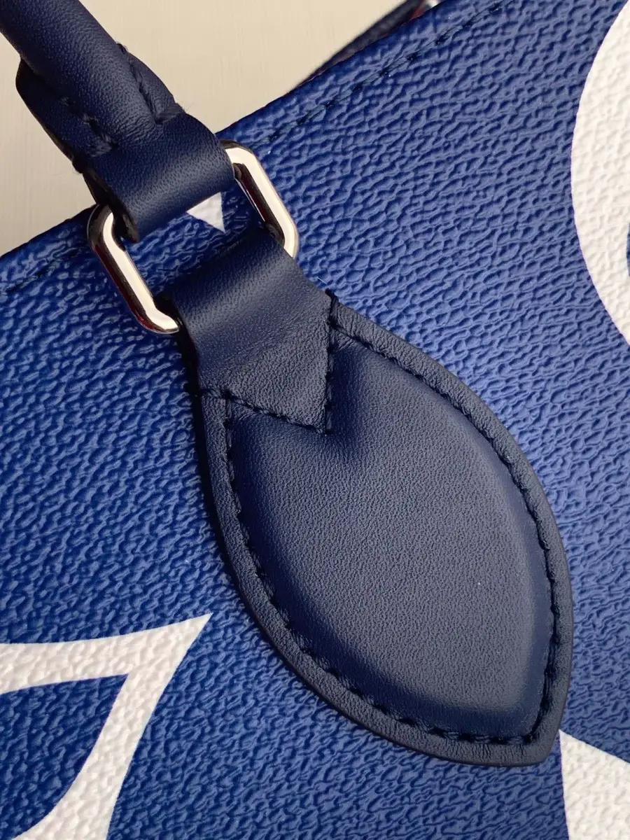 2020 lv escale onthego gm blue m45120 8